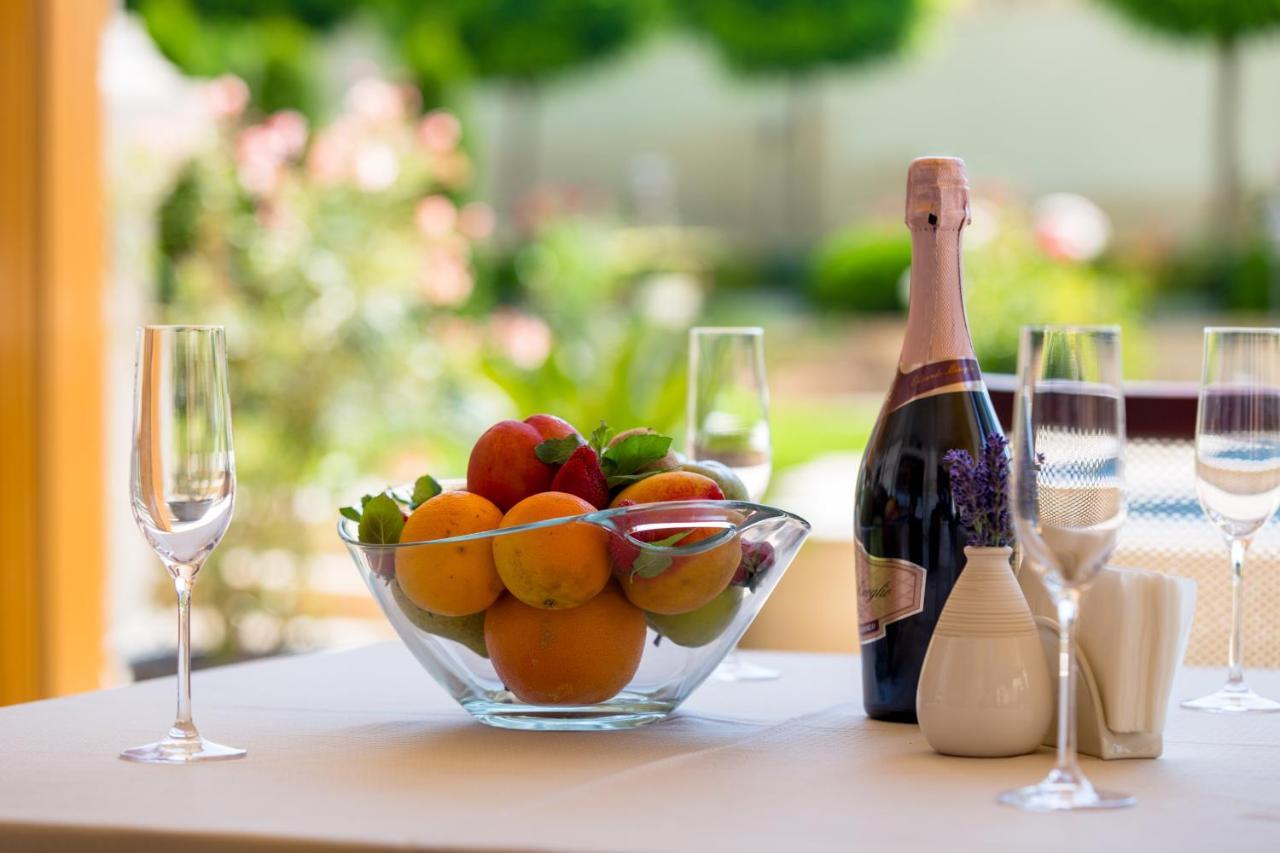 Villa Florence Boutique Apart Hotel Свети-Влас Экстерьер фото